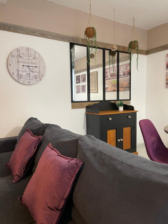 Lilas, Dahlia, Palme Bleue سانت إينيو المظهر الخارجي الصورة